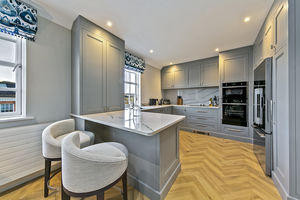 Kitchen- click for photo gallery